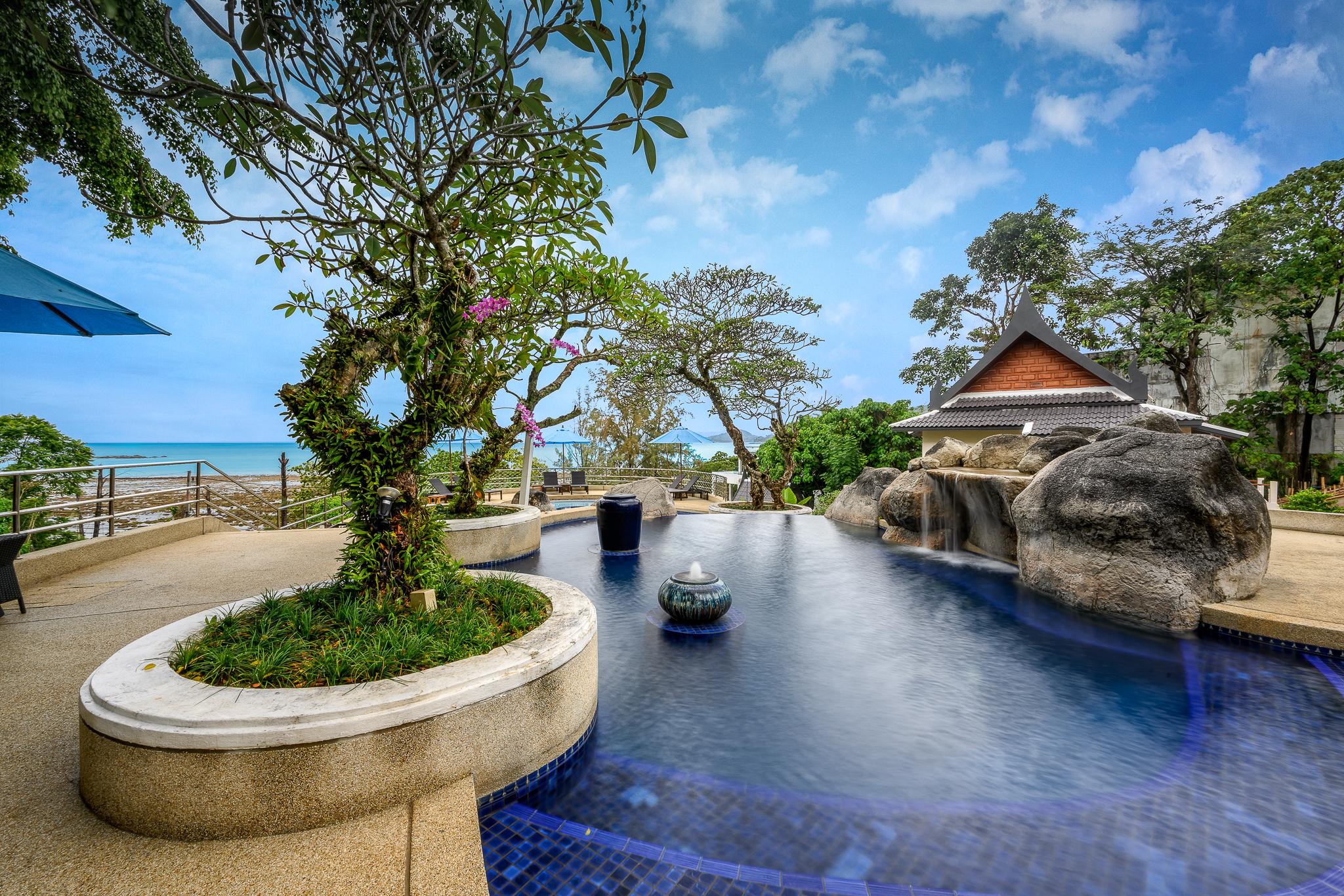 Namaka Resort Kamala Екстериор снимка The Rock Resort